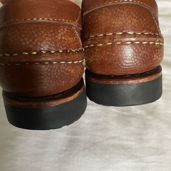Allen Edmonds
"Duke" Pebble Leather Loafers. Size 6.5 / Excellent - Picture 3 of 11